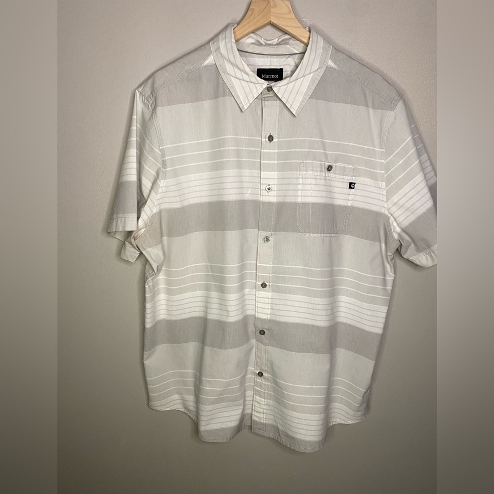 Marmot short sleeve button down‎ XL men grey white stripes